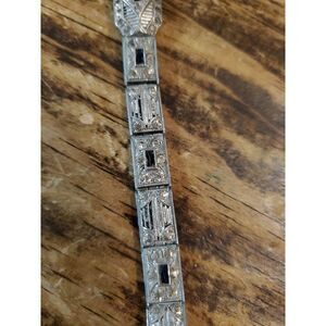 Vintage Art Deco Nov-e-line crystal bracelet